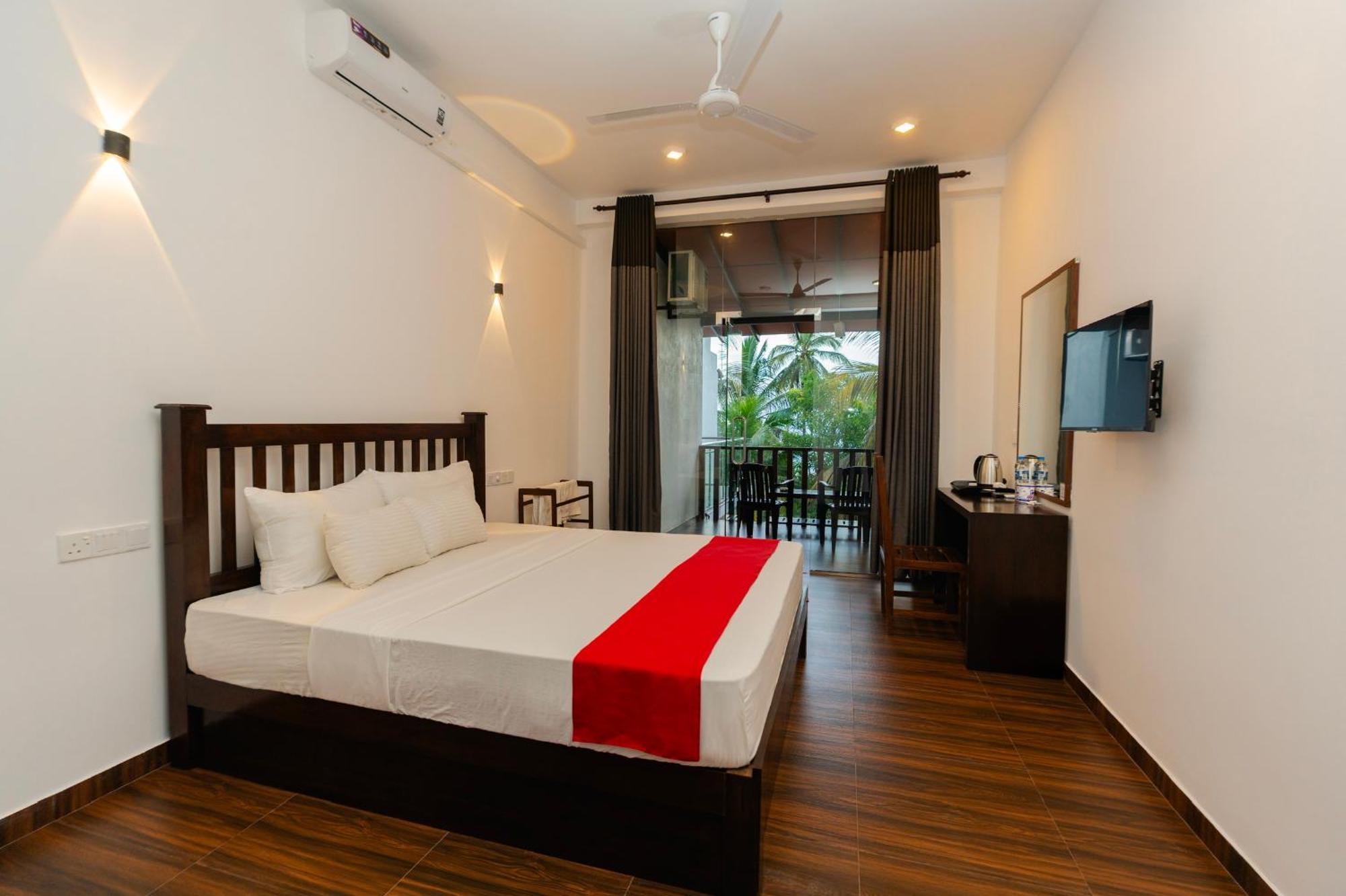 Sea View Tourist Inn แทนกาลเล ภายนอก รูปภาพ