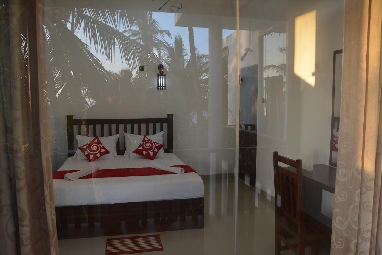 Sea View Tourist Inn แทนกาลเล ภายนอก รูปภาพ