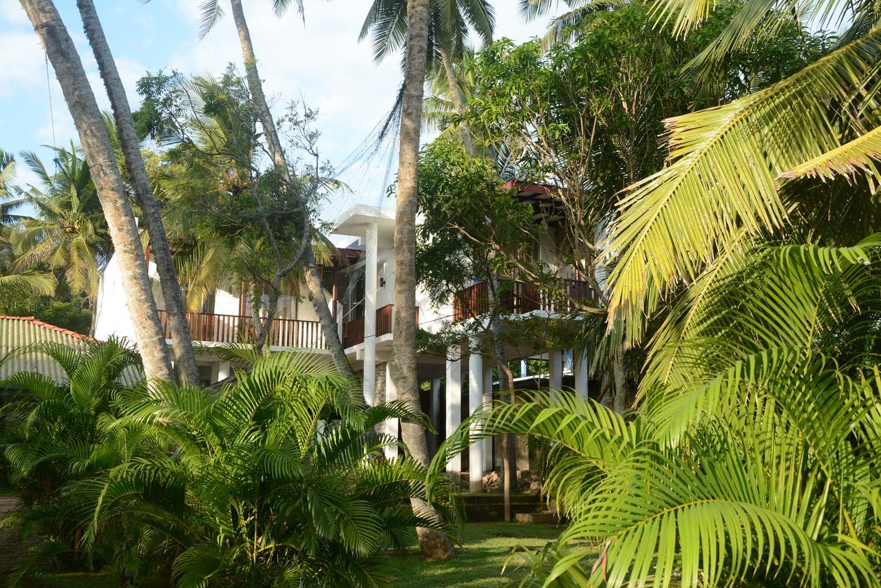 Sea View Tourist Inn แทนกาลเล ภายนอก รูปภาพ