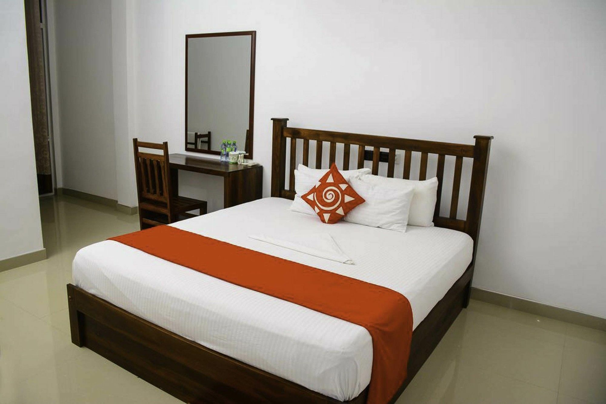 Sea View Tourist Inn แทนกาลเล ภายนอก รูปภาพ