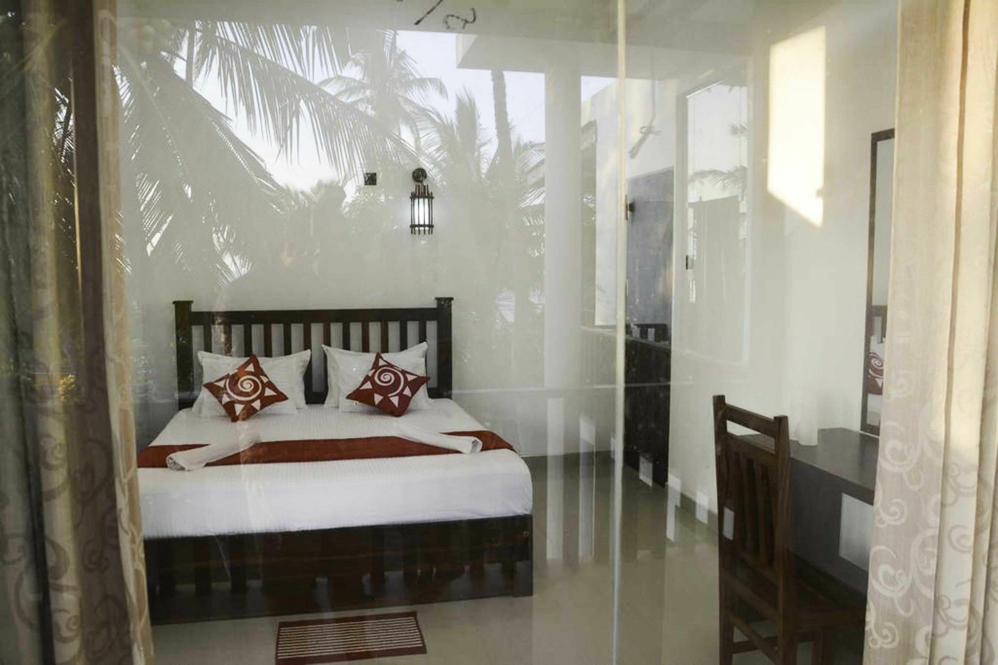 Sea View Tourist Inn แทนกาลเล ภายนอก รูปภาพ